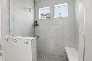  Photo 34