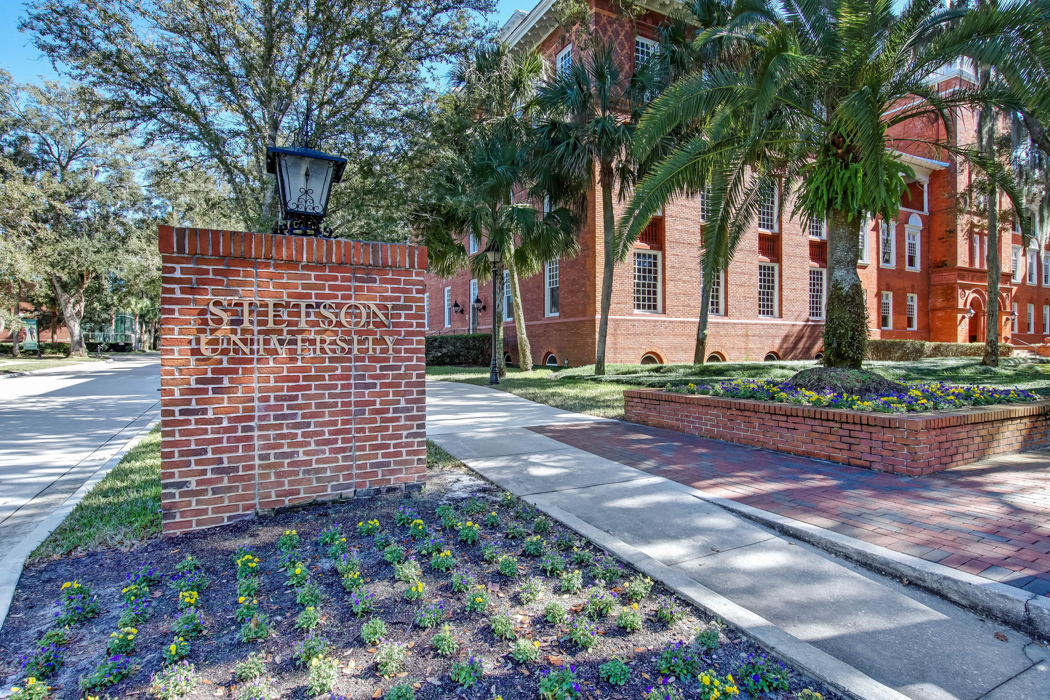DeLand