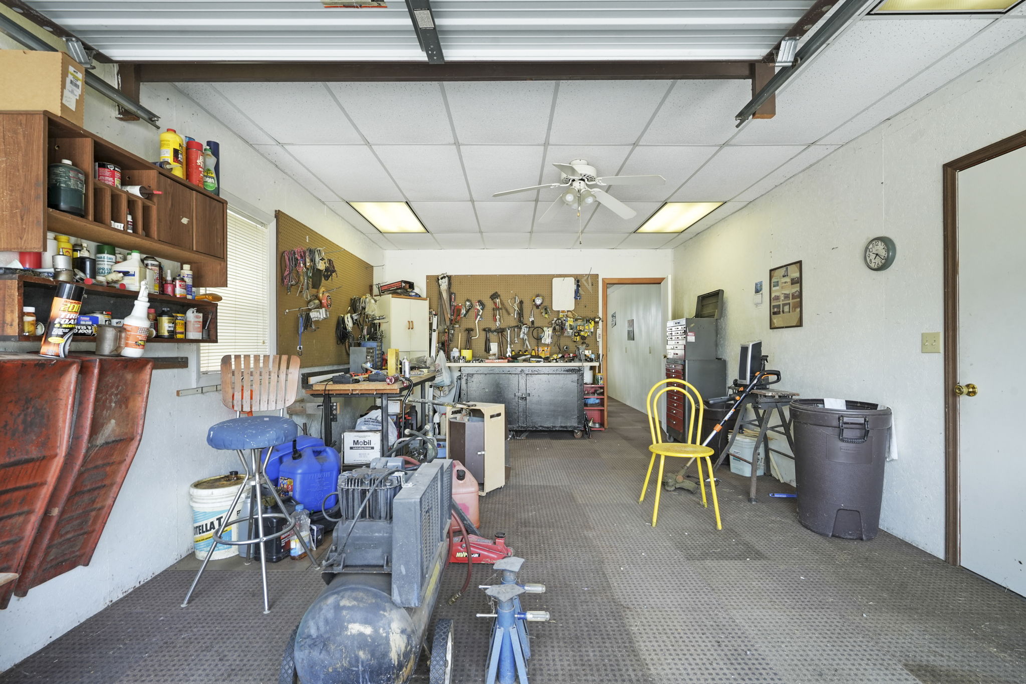  Photo 47