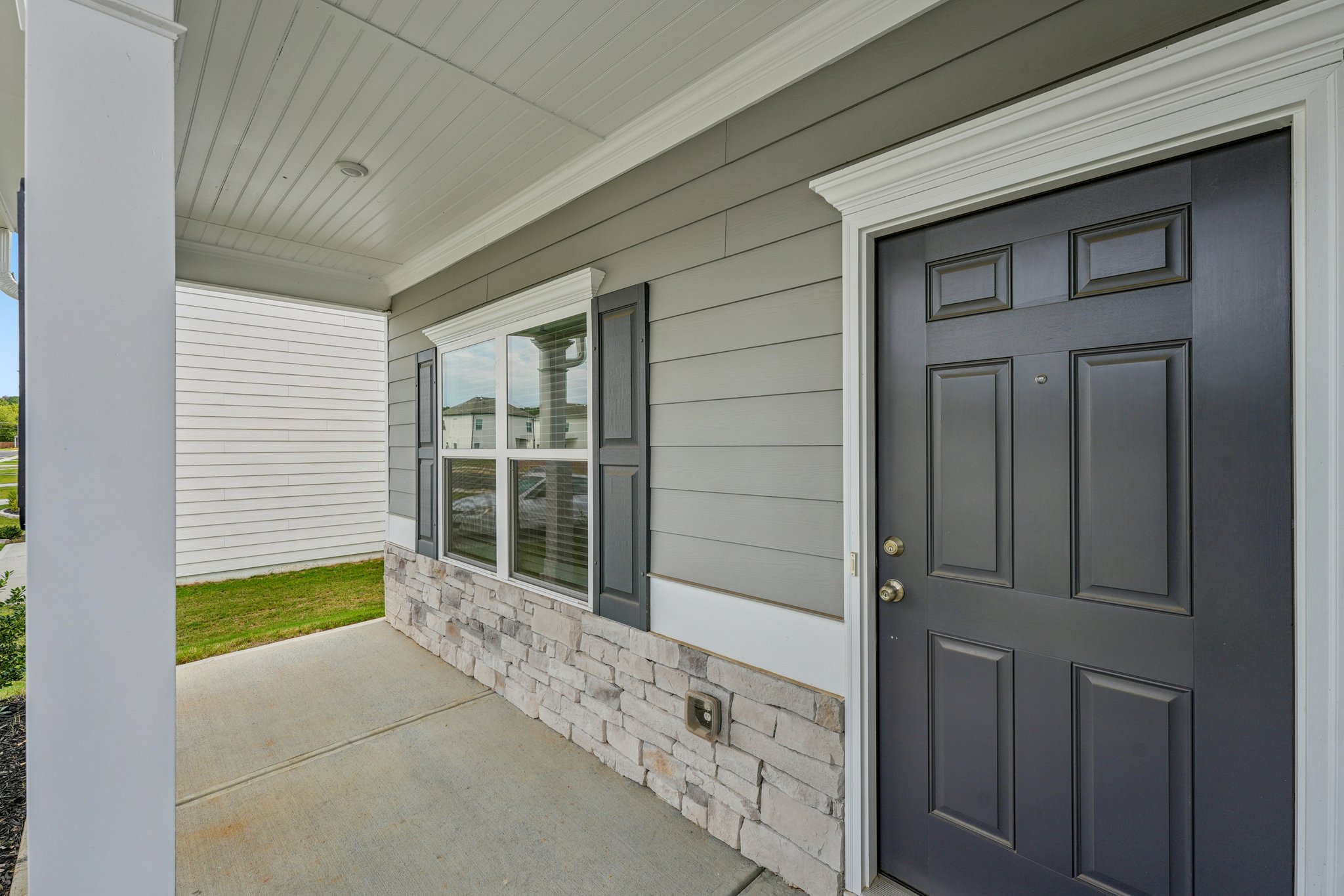 Graham Cir-S1010-004.jpg