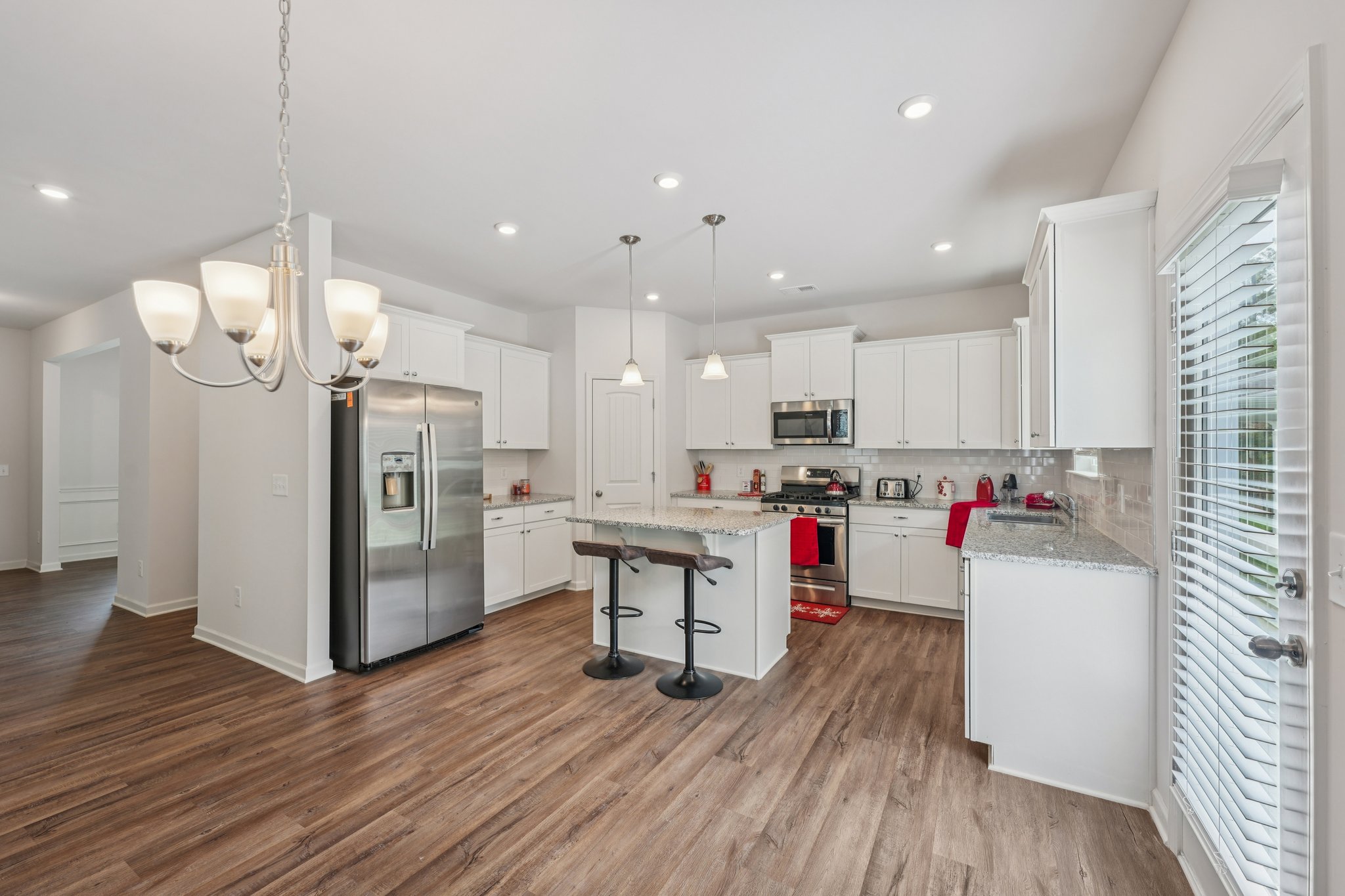 Graham Cir-S1010-021.jpg