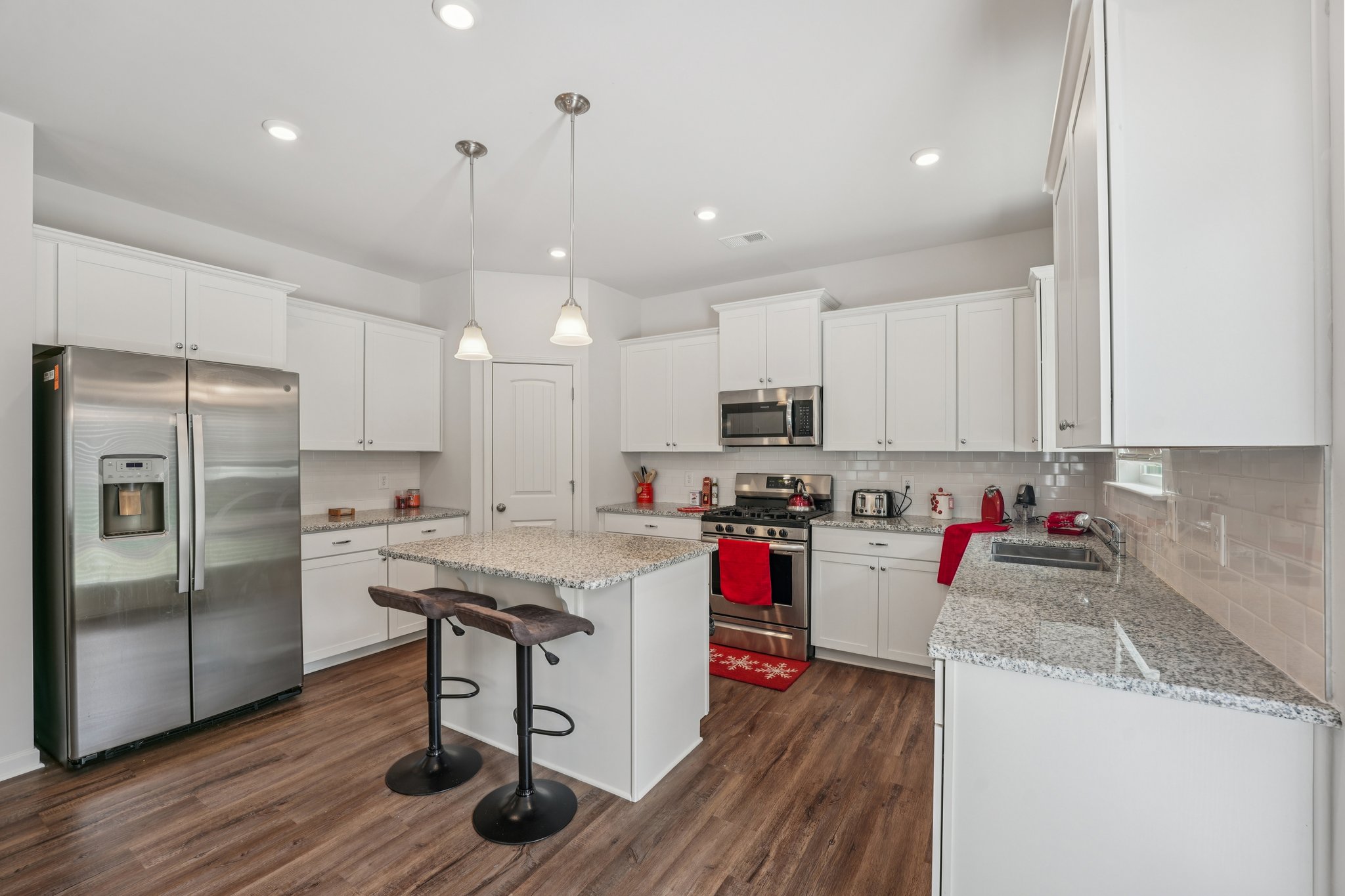 Graham Cir-S1010-022.jpg