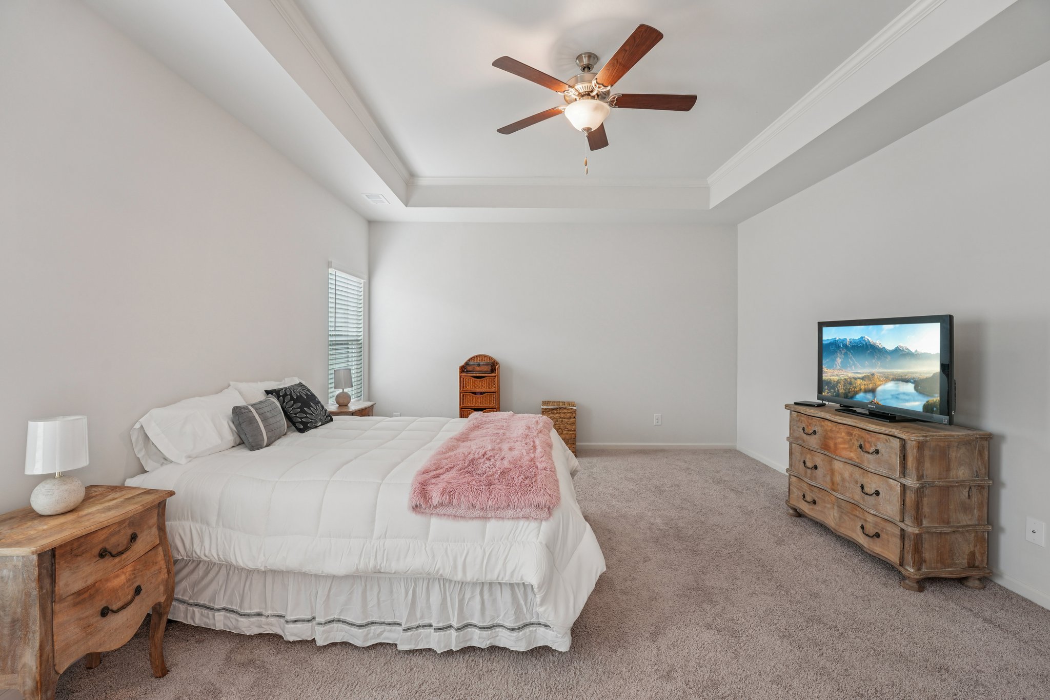 Graham Cir-S1010-042.jpg