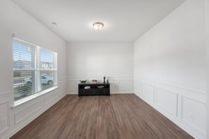 Graham Cir-S1010-008.jpg