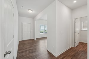 Graham Cir-S1010-012.jpg