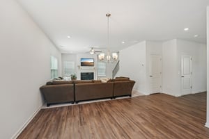 Graham Cir-S1010-016.jpg
