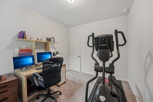 Graham Cir-S1010-037.jpg