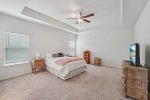 Graham Cir-S1010-038.jpg