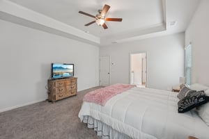 Graham Cir-S1010-040.jpg