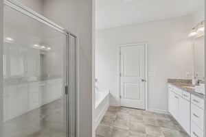 Graham Cir-S1010-046.jpg
