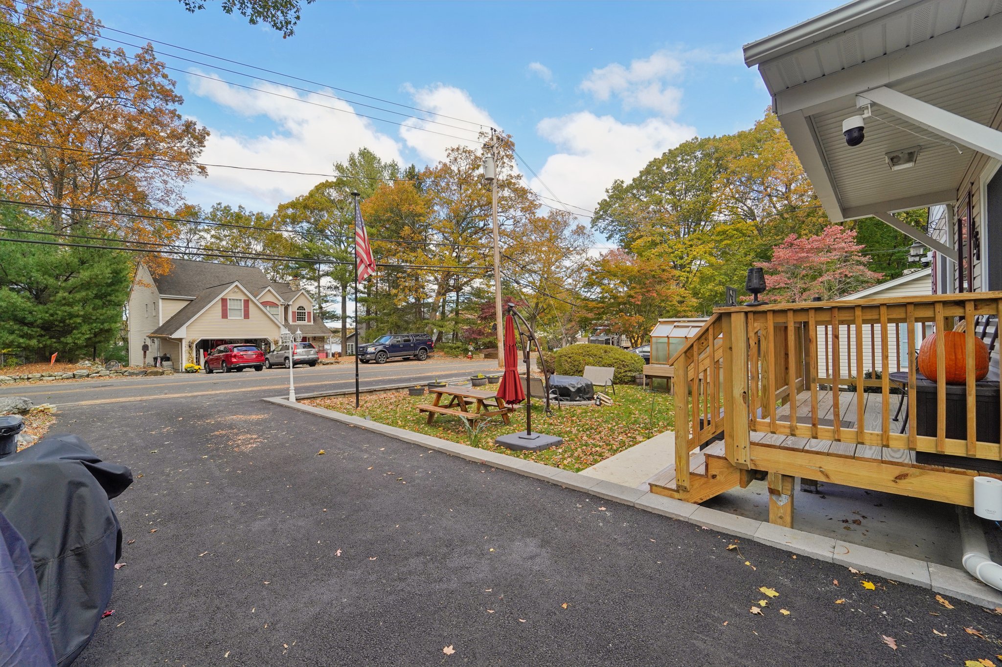 Lakeview Ave-S2910-007.jpg