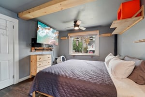 Lakeview Ave-S2910-022.jpg