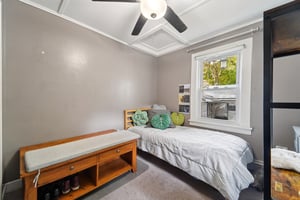 Lakeview Ave-S2910-027.jpg