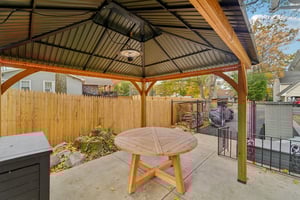 Lakeview Ave-S2910-029.jpg