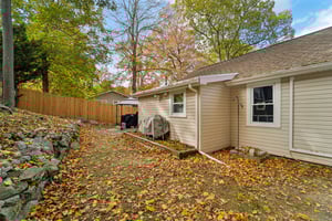 Lakeview Ave-S2910-032.jpg