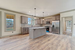 Kitchen/Breakfast Bar