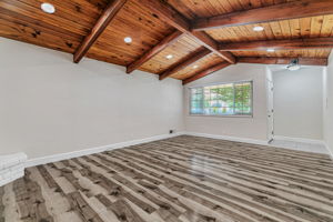 012_166 Monroe St 1  