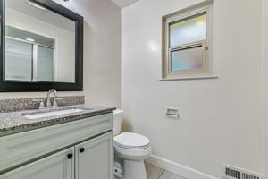033_166 Monroe St 1  