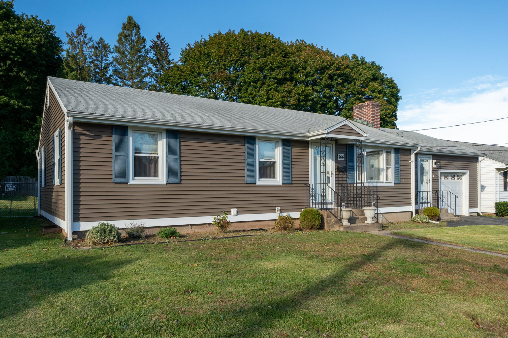  166 Rhodes St, New Britain, CT 06051, US Photo 47