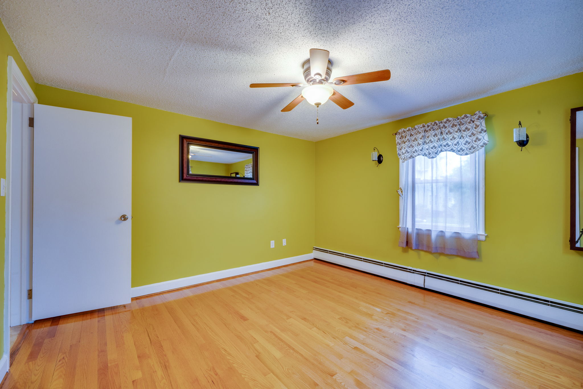  166 Rhodes St, New Britain, CT 06051, US Photo 24