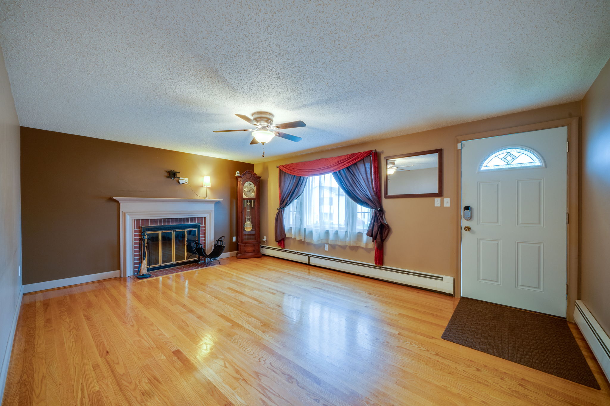  166 Rhodes St, New Britain, CT 06051, US Photo 2