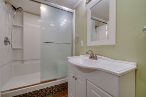  166 Rhodes St, New Britain, CT 06051, US Photo 41