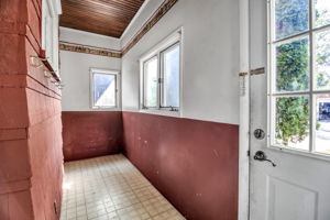  Photo 34