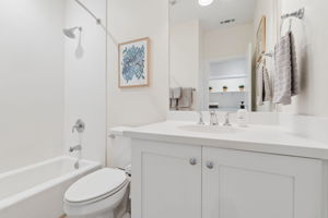 https://cdn.aryeo.com/listings/166-westborough-ln-walnut-creek-ca-94595-27788866/resized/medium/medium-01a0397c-f664-7071-bd7d-7270295704b4.jpeg