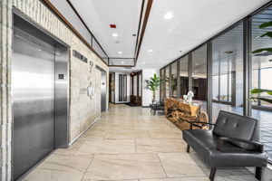 Lobby7 Elevator