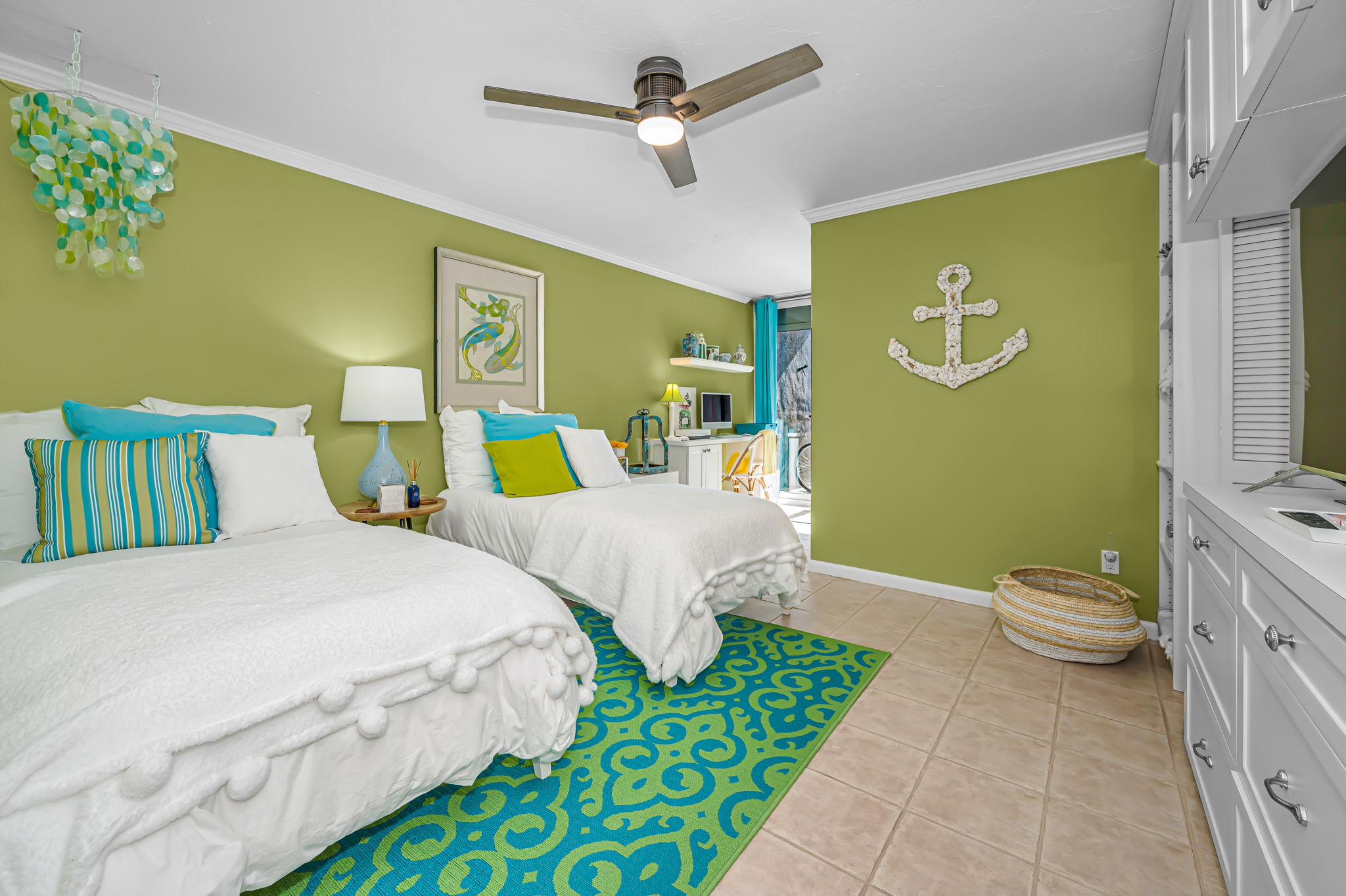 Guest Bedroom2a
