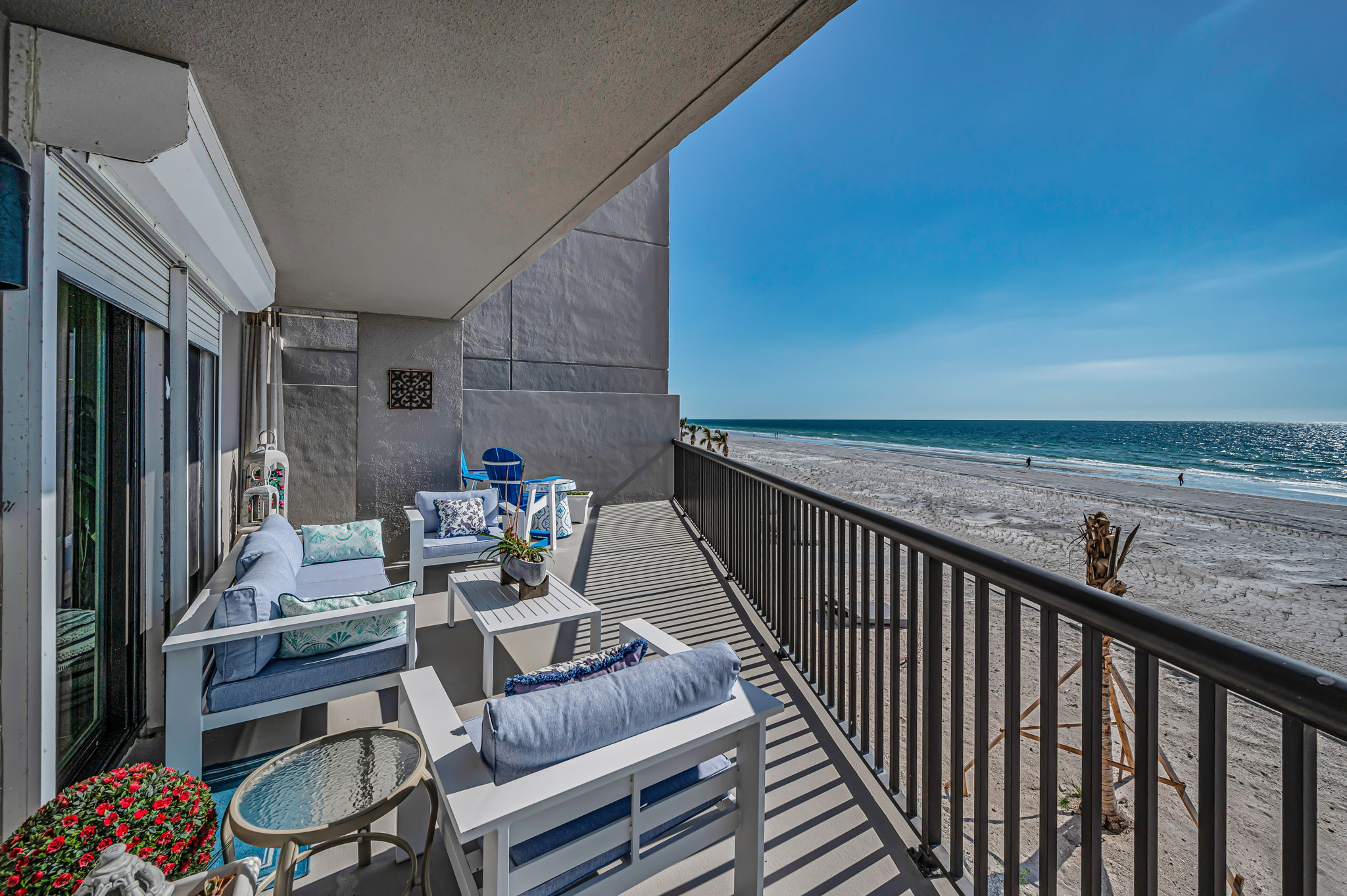 Balcony1b