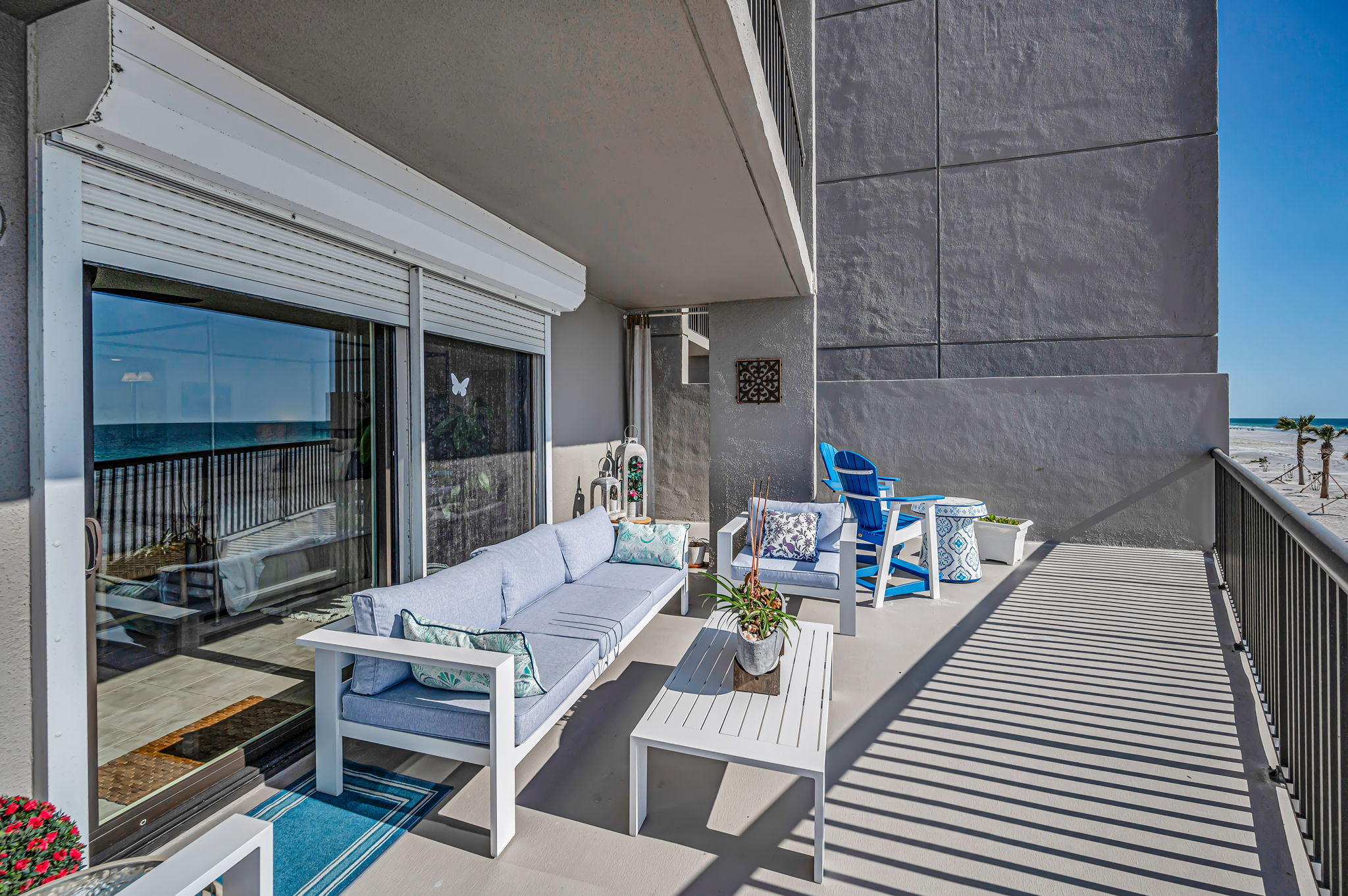 Balcony1c