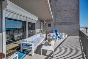 Balcony1c
