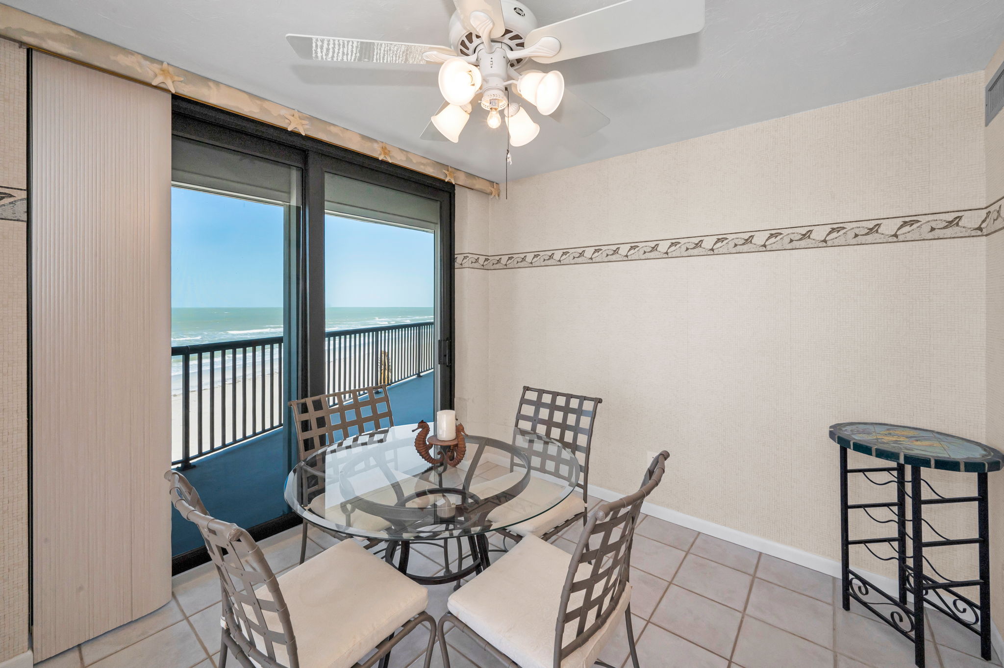 Dining Room2
