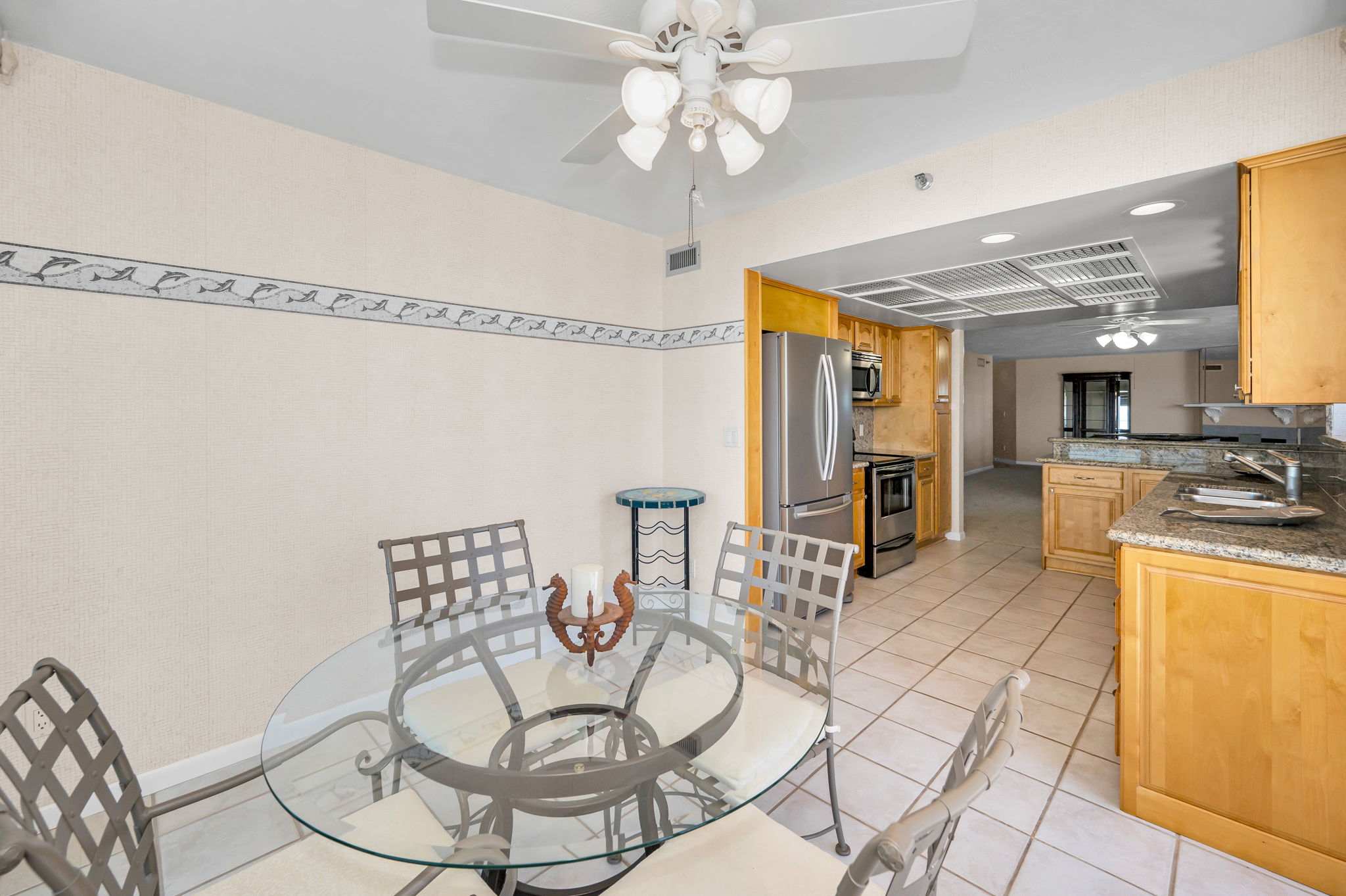 Dining Room5