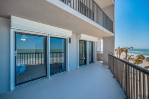 Balcony1h