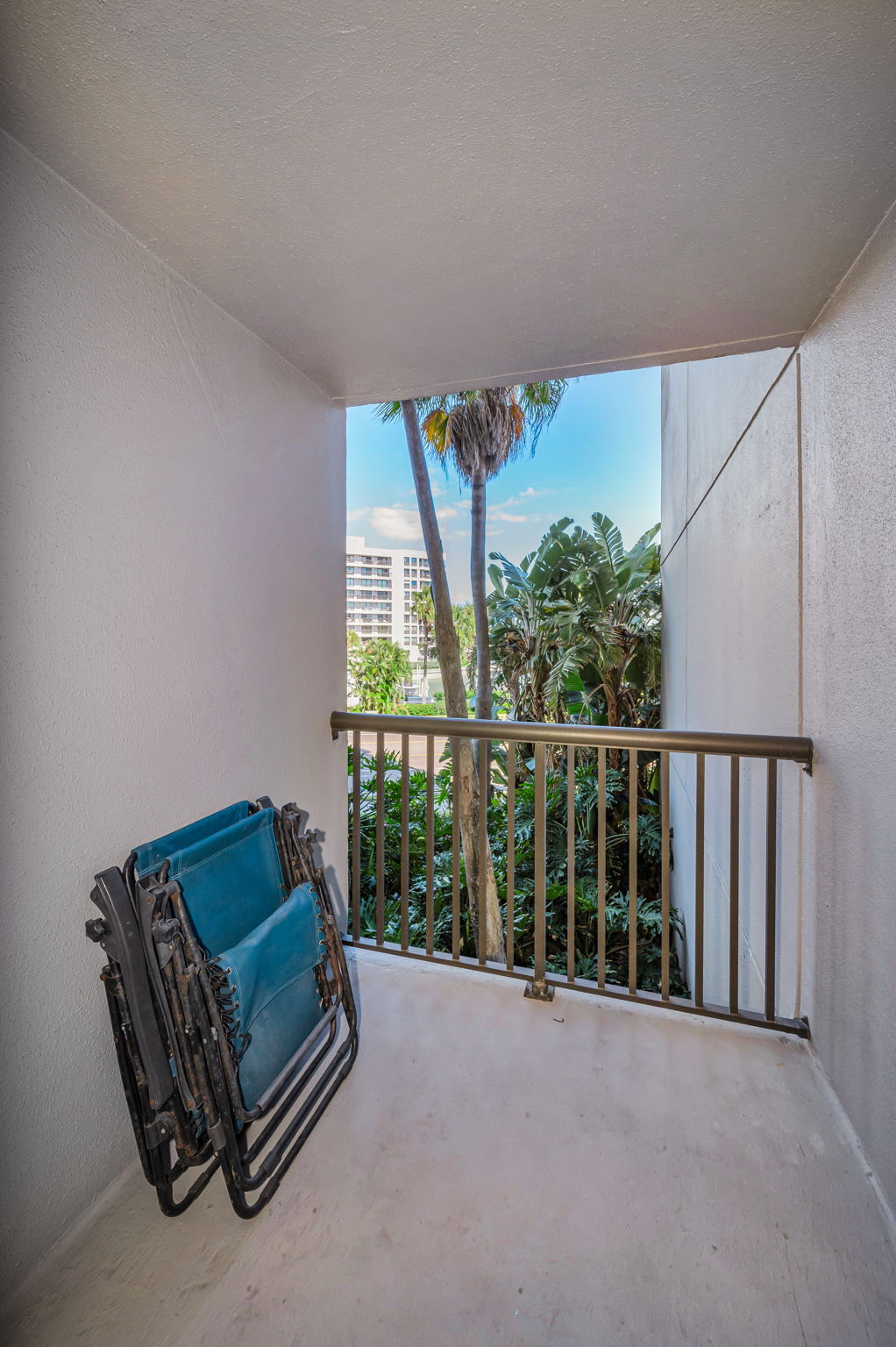 Guest Bedroom Balcony