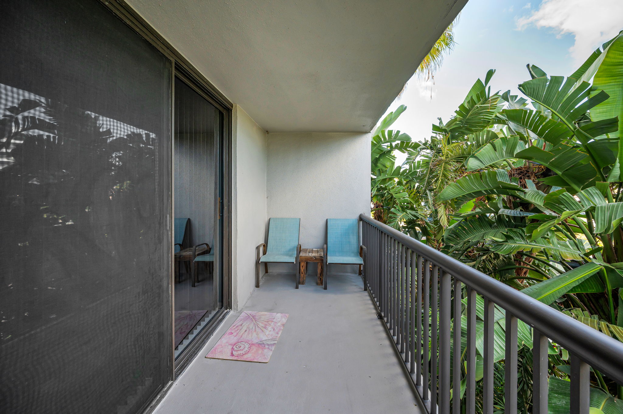 Primary Bedroom Balcony1