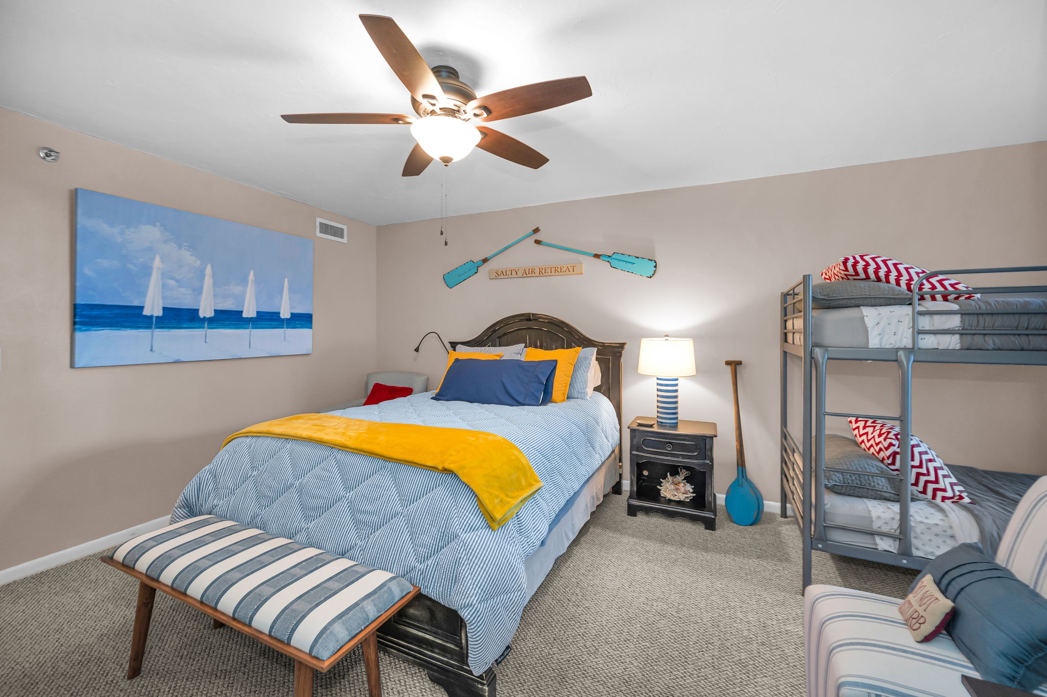 Guest Bedroom2e