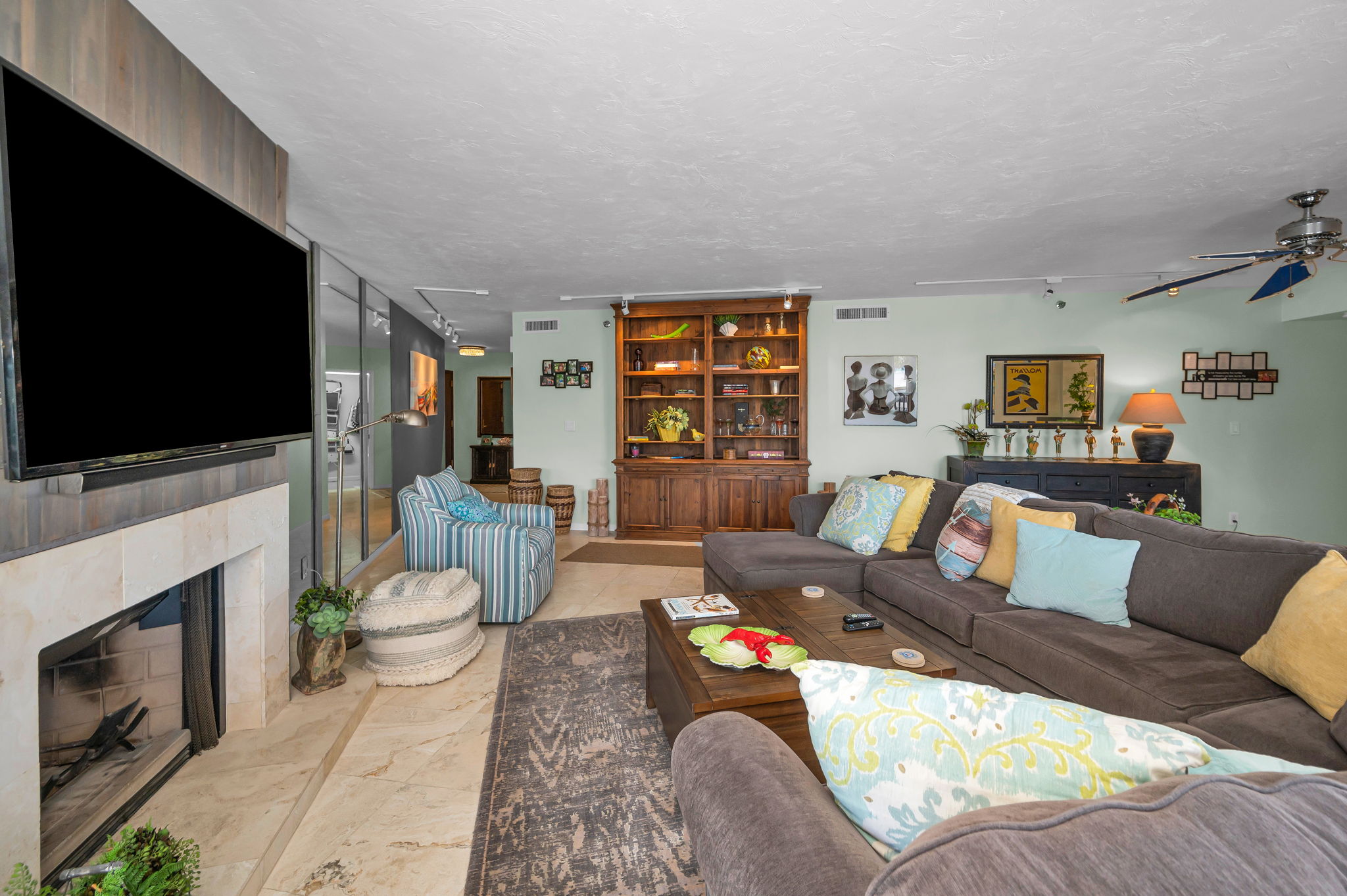 Living Room6