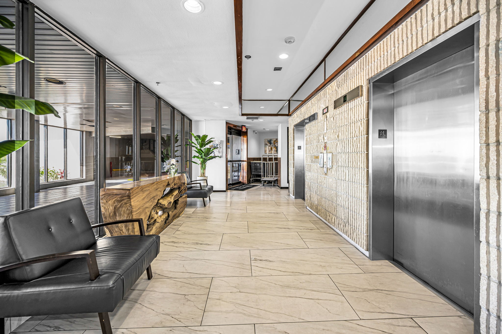 Lobby6 Elevator