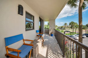 Balcony4