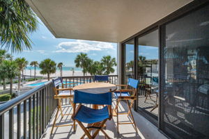 Balcony2