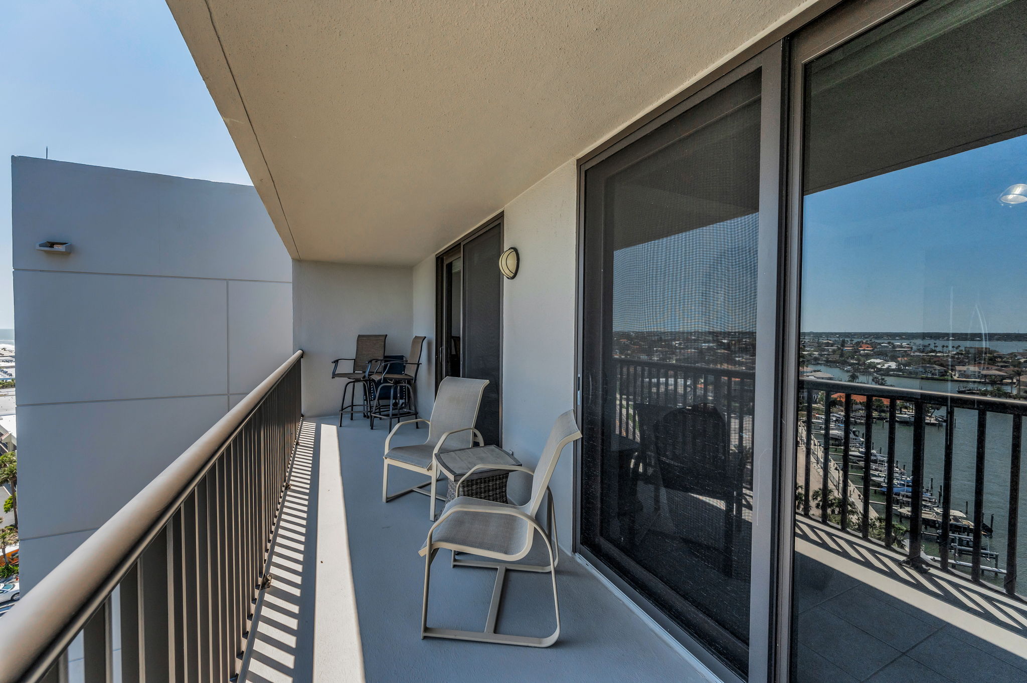 Balcony1c