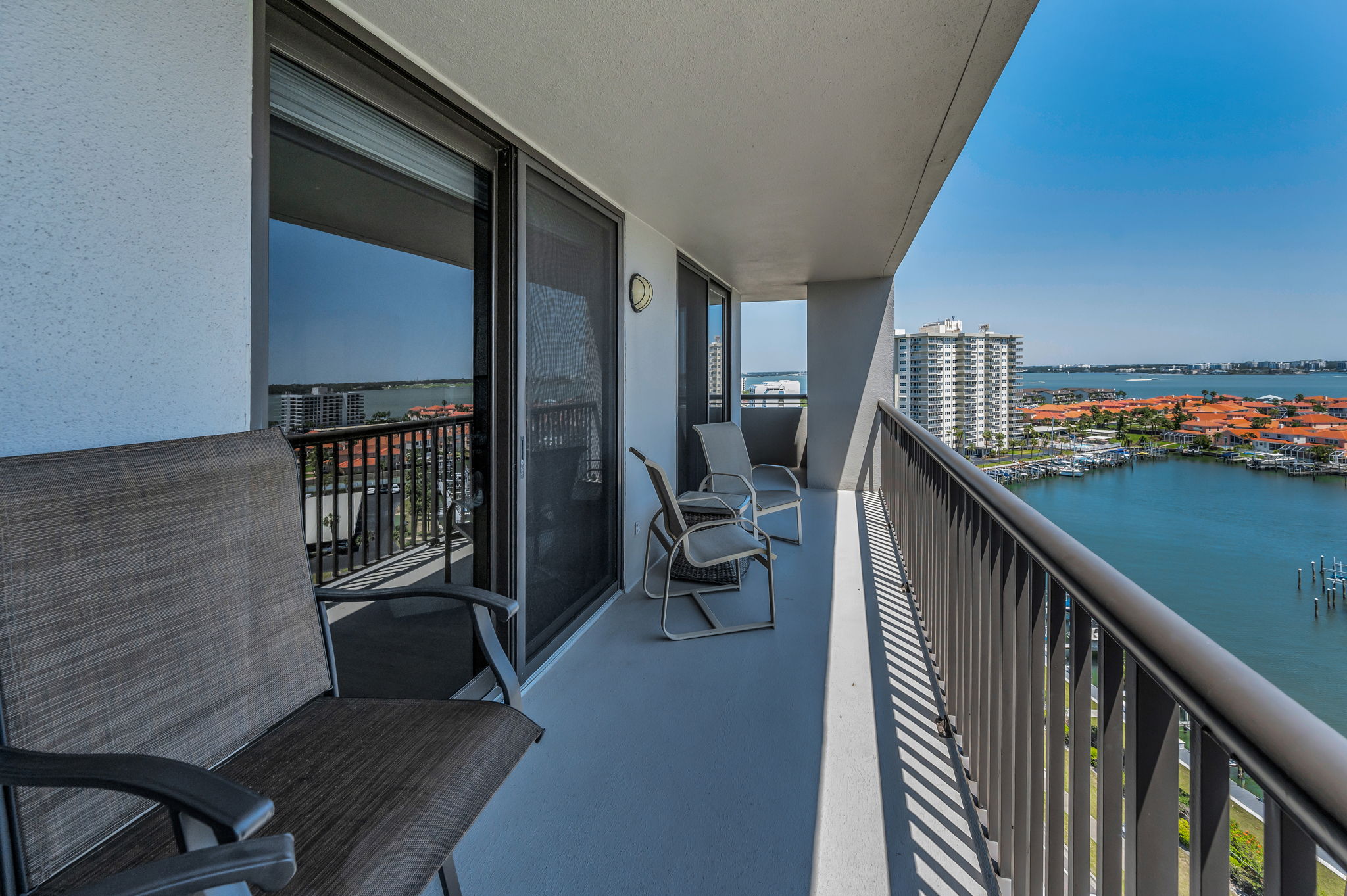 Balcony1g