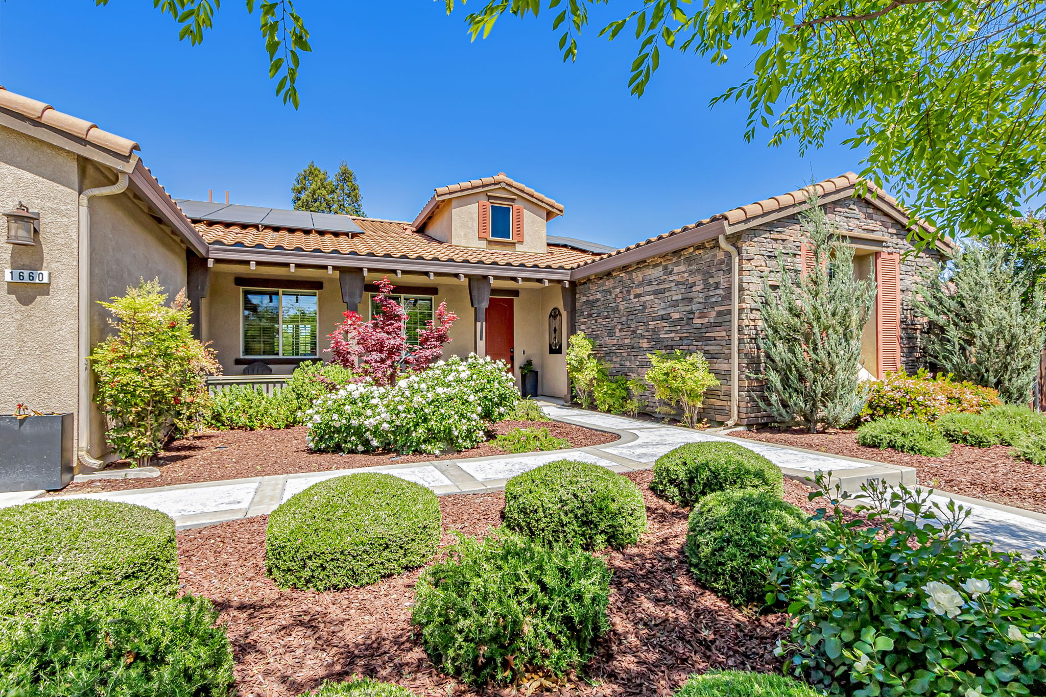 006_1660 Martinez Way  