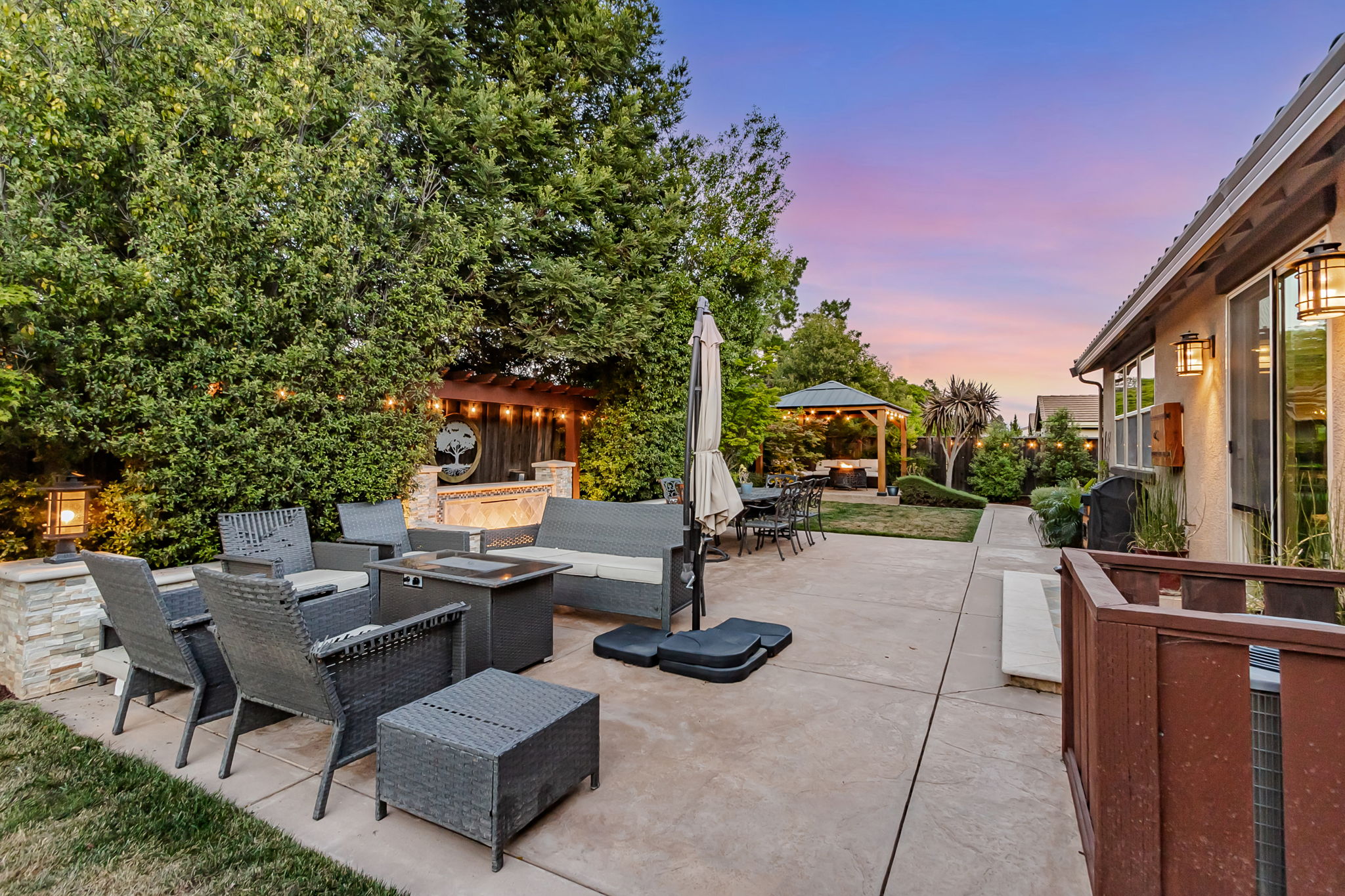 013_TWILIGHT_ 1660 Martinez Way 