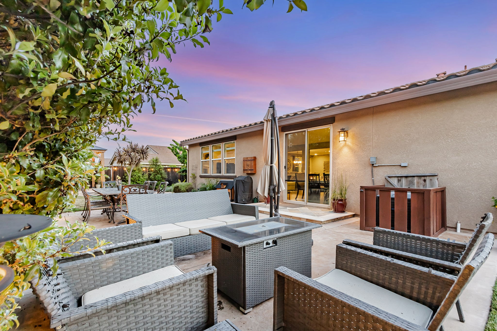 014_TWILIGHT_ 1660 Martinez Way 