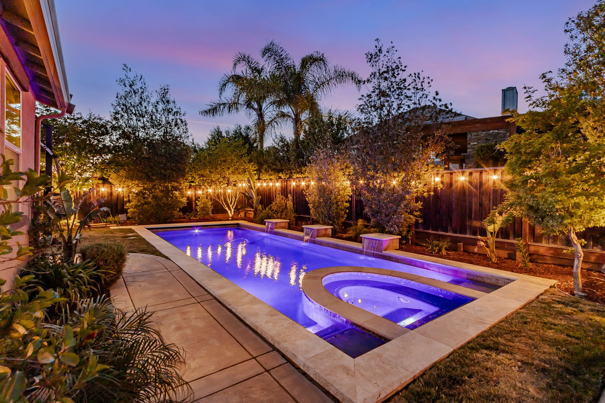 059_TWILIGHT_ 1660 Martinez Way 