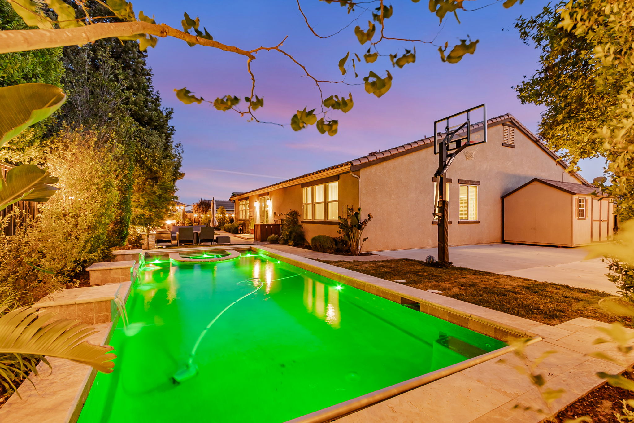 062_TWILIGHT_ 1660 Martinez Way 